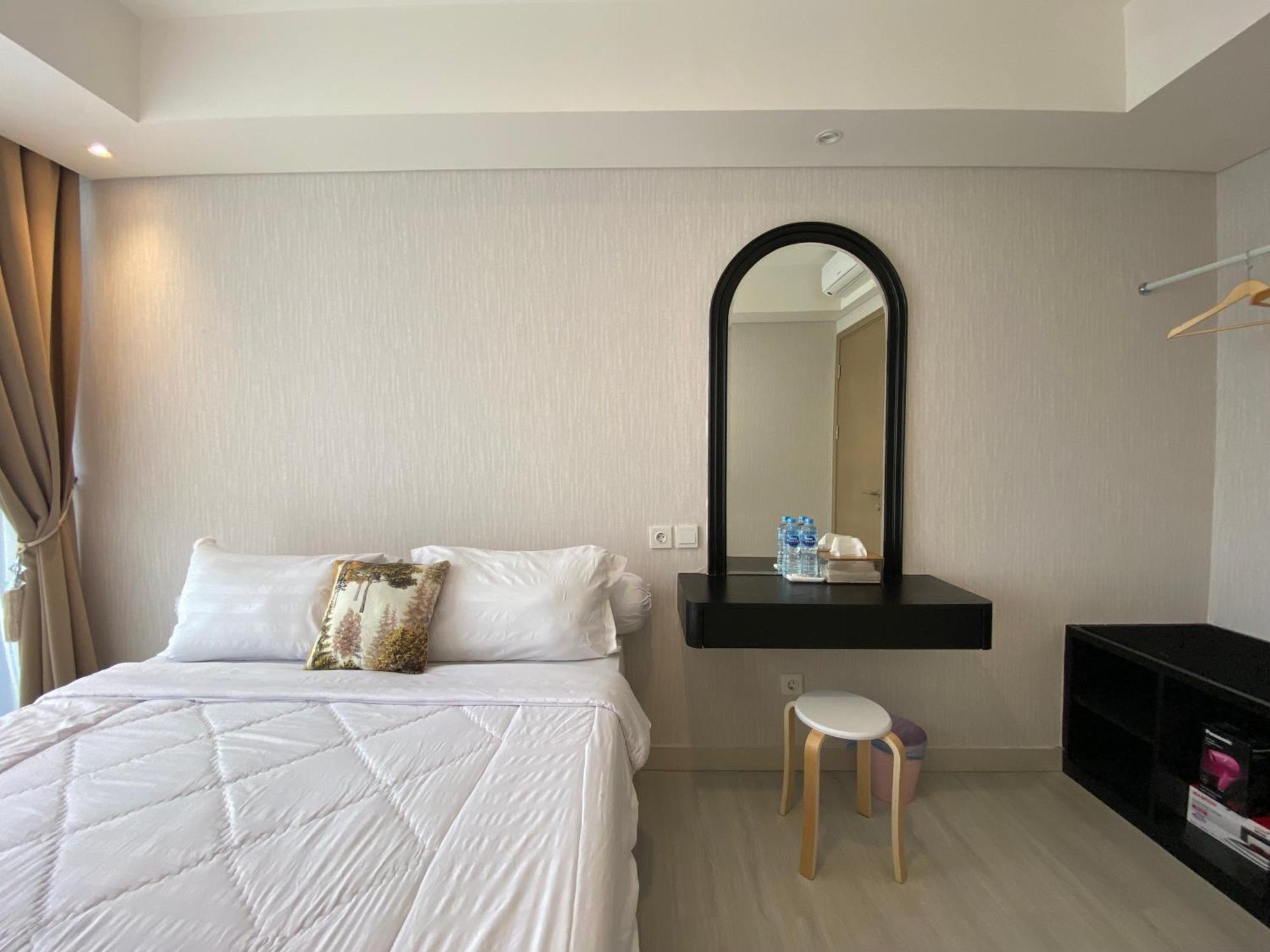 Comfort And Luxury Private Room At Goldcoast Pik Jakarta Exteriér fotografie
